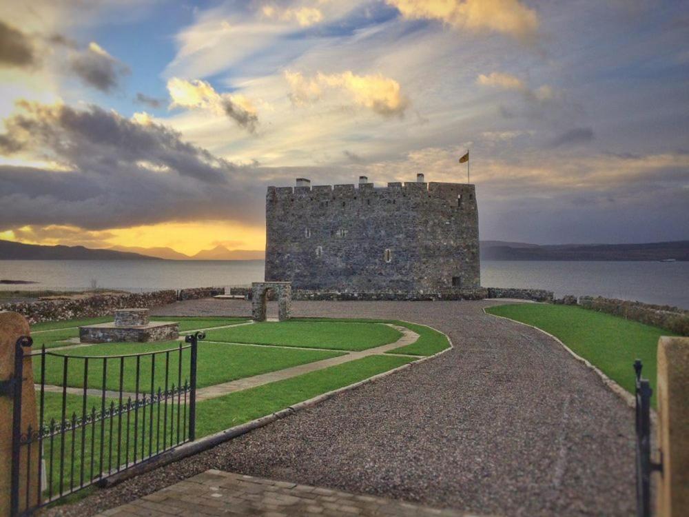 Mingary Castle - Restaurant With Rooms Kilchoan Eksteriør billede